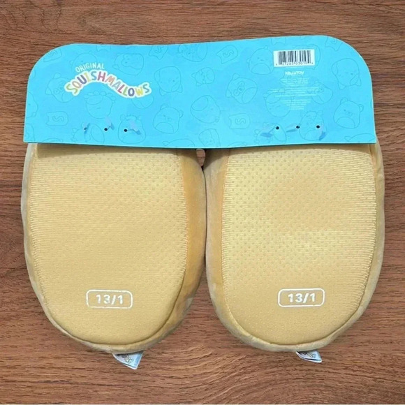 Limited Edition 13/1 “Pep” Squishmallow Slippers - Picture 3 of 3